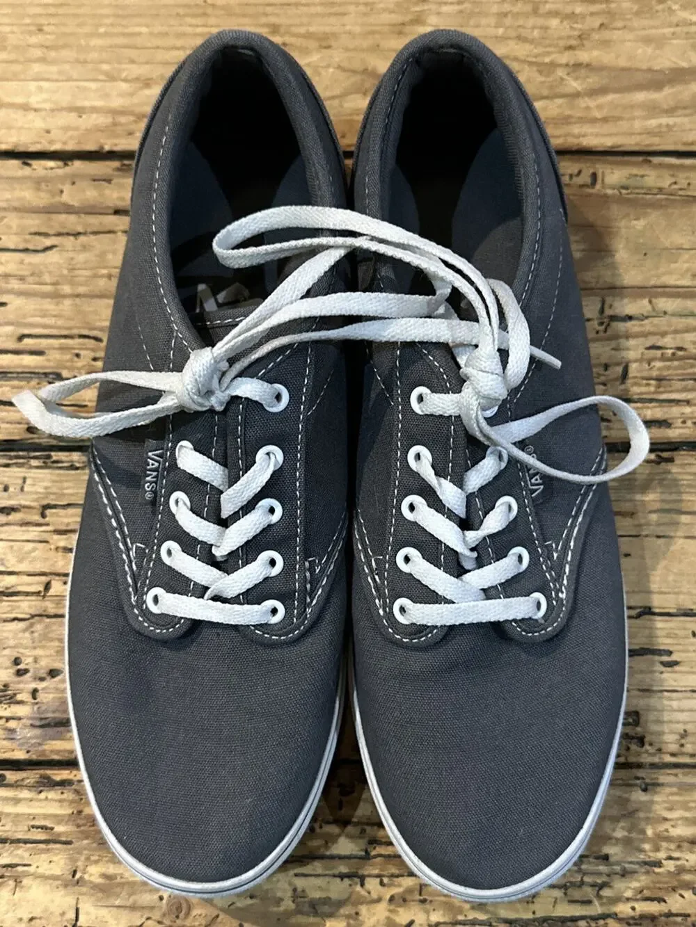 Vans Off The Wall Women’s Gray Canvas Skate Shoes Size 7.5